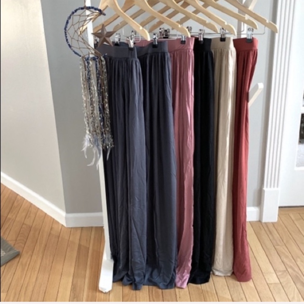 Pleated Maxi Skirt - Picture 6 of 6